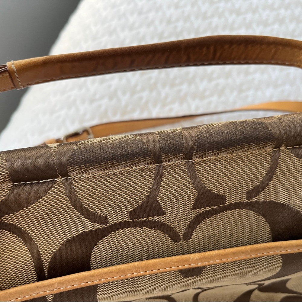 Coach 70th Anniversary Limited Edition Tote with Charms - Picture 10 of 11